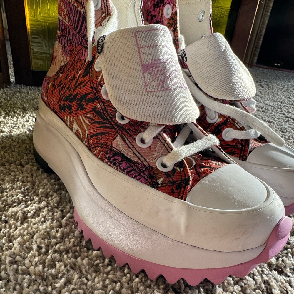 Converse Run Star Hike Sneakers